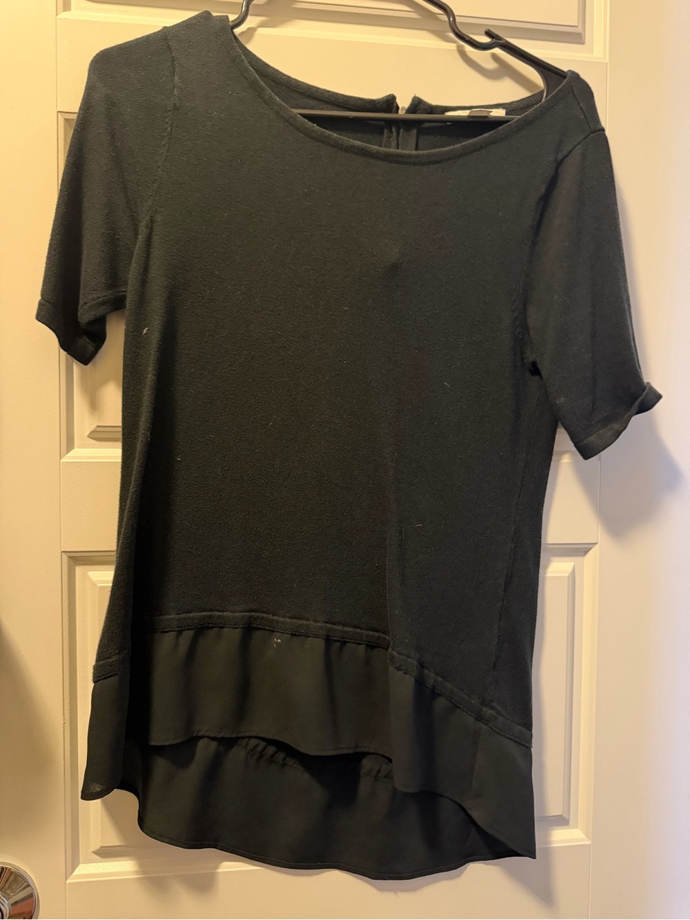 Womenβs Black Layered Hem Tunic Top